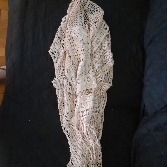 Tan vest netted - Picture 2 of 2